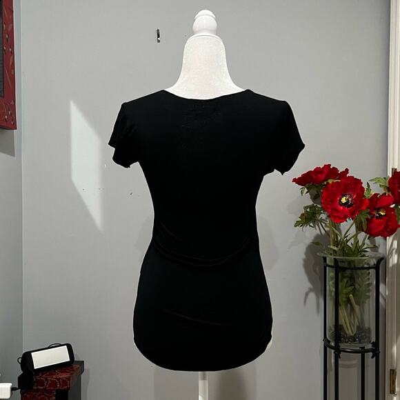 NEW Bebe Y2K Gold Studded Rock & Roll Heart Raw Edge Round Hem Scoop Neck Top XS - Picture 3 of 16